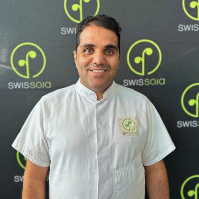 Swissoja-tofu-bio-suisse-ali-collaborateur-production